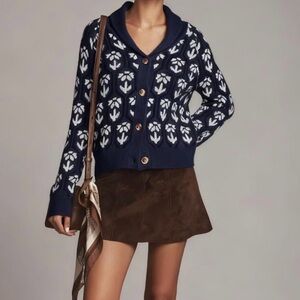Anthropologie Inspired Navy Blue and White Knit Cardigan Size Medium (fits 8-10)